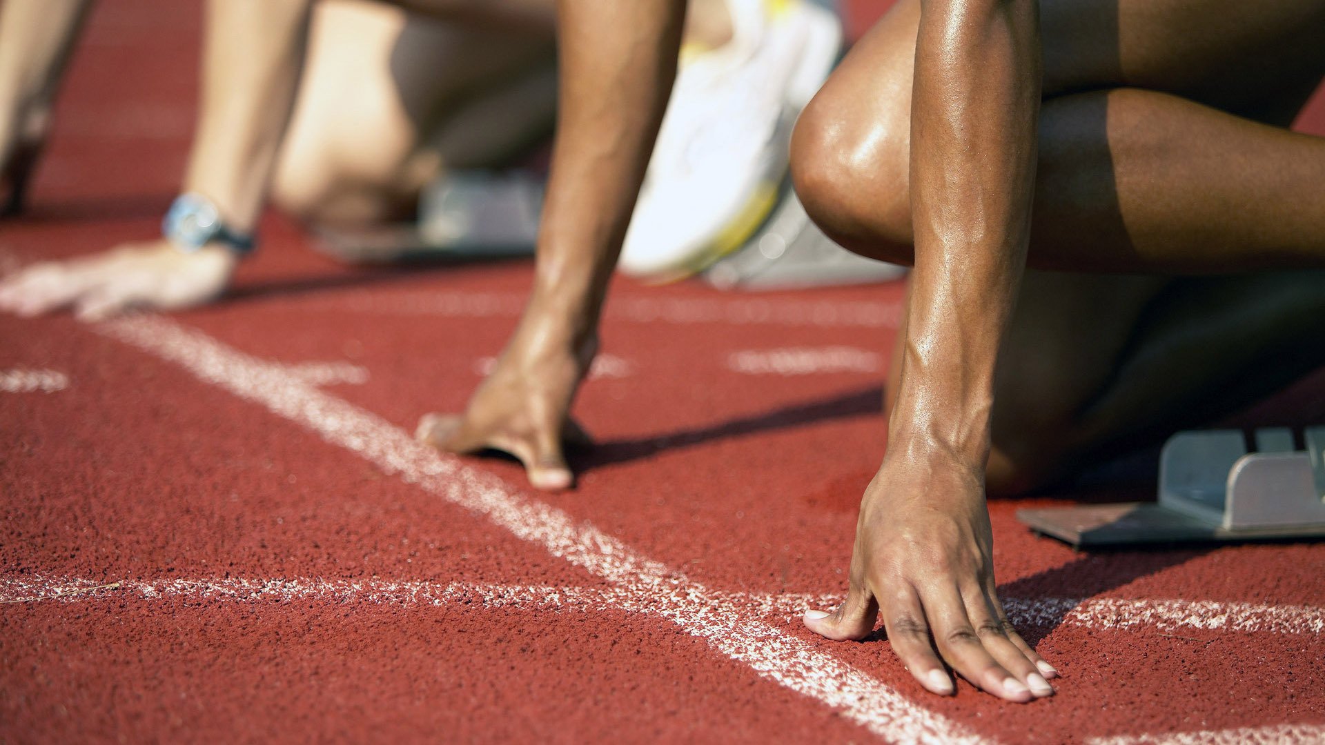 “青训作品展在上海举办，展现未来足球人才”，2019足球青训营